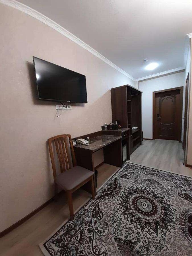 Nomad Hotel Bishkek Halal Extérieur photo