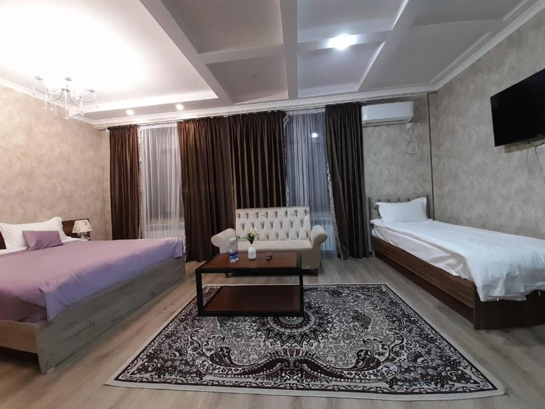 Nomad Hotel Bishkek Halal Extérieur photo